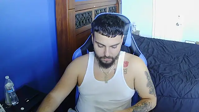 Snapshot of MasterKvn chatting on February 21, 2025, 7:21 pm MasterKvn online show from February 21, 2025, 7:21 pm