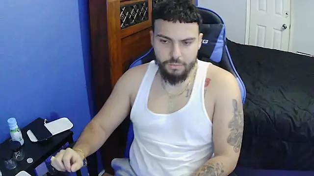 Snapshot of MasterKvn chatting on March 17, 2025, 7:26 pm MasterKvn online show from March 17, 2025, 7:26 pm