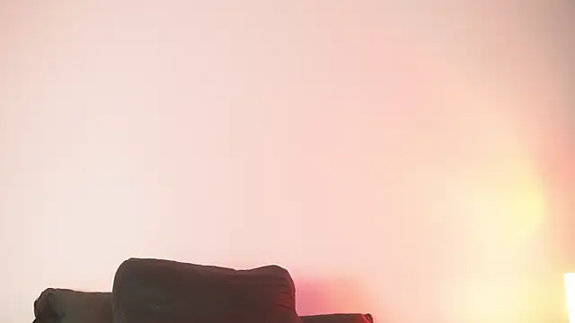 lupeebony online show from March 28, 2026, 7:35 pm