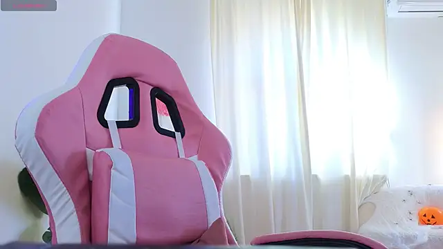 caseyrobbins online show from November 1, 2025, 7:21 am