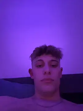 romanhrdcore online show from September 12, 2025, 11:04 pm