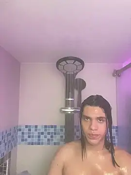 MIA YOURHOTTIE online show from December 15, 2024, 9:31 pm