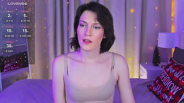 Kolette Gray online show from December 19, 2024, 3:41 pm