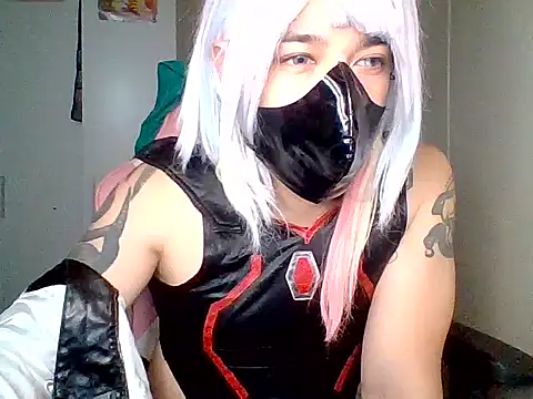 MomoAyase online show from June 3, 2026, 9:42 pm