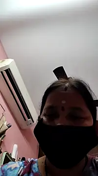 lalitha225 online show from January 28, 2025, 4:29 am