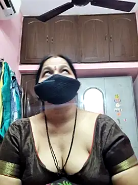 lalitha225 online show from January 29, 2025, 8:51 am