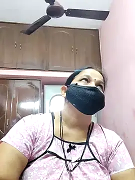 lalitha225 online show from February 1, 2025, 9:32 am