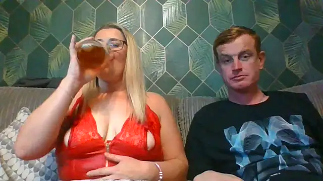 SweetXCandyX online show from November 28, 2025, 7:27 pm