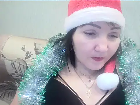 ClaireSunset online show from December 30, 2024, 12:20 pm