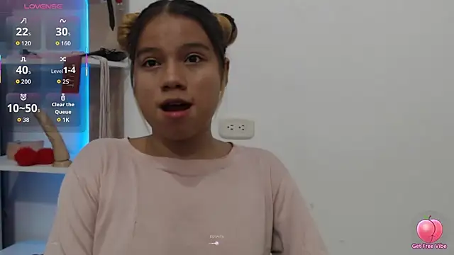 Snapshot of Naomi991 chatting on September 29, 2025, 9:41 pm Naomi991 online show from September 29, 2025, 9:41 pm