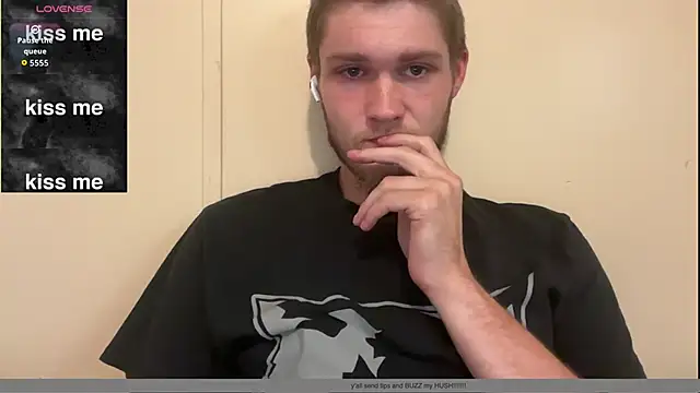 Snapshot of anomalies_ig chatting on October 27, 2025, 9:19 pm anomalies ig online show from October 27, 2025, 9:19 pm