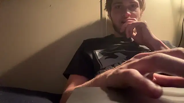 Snapshot of anomalies_ig chatting on December 18, 2025, 6:52 am anomalies ig online show from December 18, 2025, 6:52 am