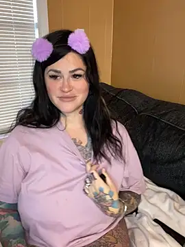 TexasTattooedHouseWife online show from February 20, 2025, 3:52 pm