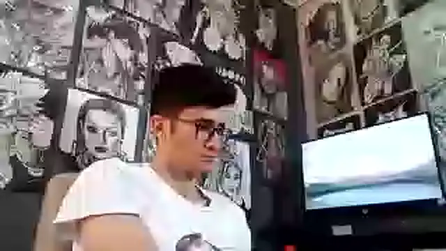 Loggan donnelly online show from December 5, 2025, 6:15 pm