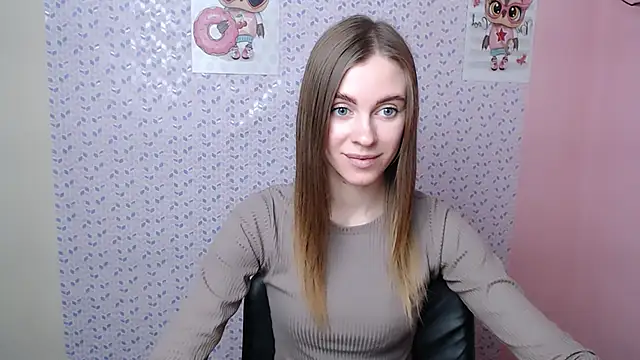 Snapshot of AlisaCatty_ chatting on January 2, 2025, 10:11 pm AlisaCatty online show from January 2, 2025, 10:11 pm