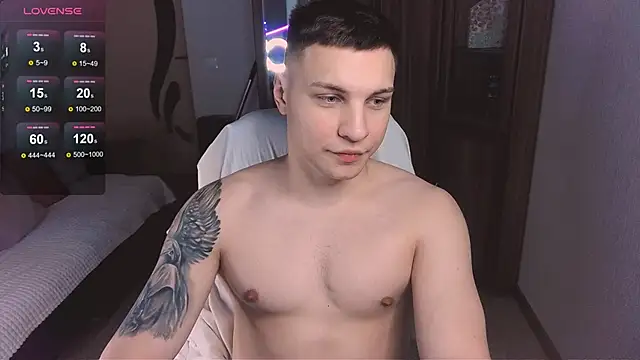 handsome guy01 online show from February 1, 2025, 8:08 am