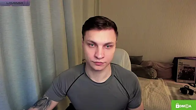 Snapshot of handsome_guy01 chatting on May 21, 2026, 7:43 pm handsome guy01 online show from May 21, 2026, 7:43 pm