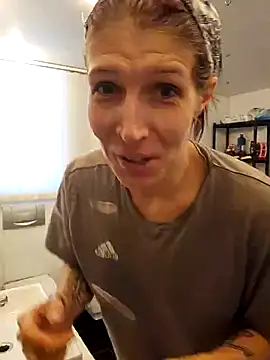 Lenchen  online show from January 31, 2025, 9:48 am