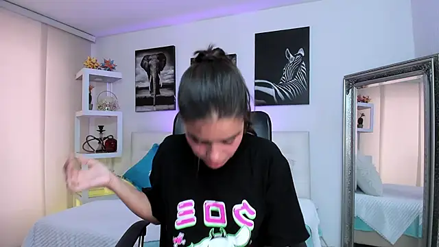 Snapshot of lissbrown chatting on January 16, 2026, 8:13 pm lissbrown online show from January 16, 2026, 8:13 pm