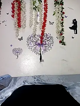 tiffany Bitch online show from September 21, 2025, 9:27 pm