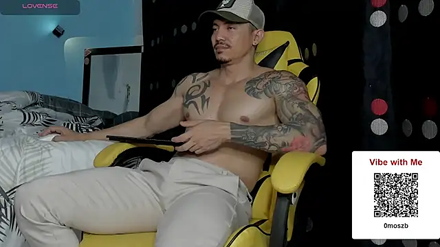 Snapshot of Alex_motta chatting on September 13, 2025, 6:13 am Alex motta online show from September 13, 2025, 6:13 am