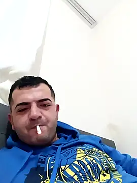 Snapshot of cshn001 chatting on December 26, 2024, 9:37 pm cshn001 online show from December 26, 2024, 9:37 pm