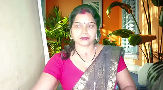 Snapshot of mamoni91 chatting on February 16, 2025, 3:37 am mamoni91 online show from February 16, 2025, 3:37 am