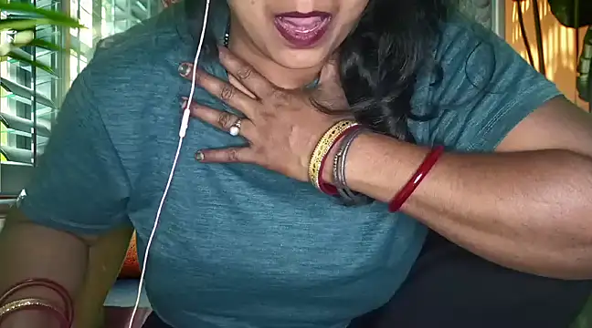 Snapshot of mamoni91 chatting on March 21, 2025, 2:50 am mamoni91 online show from March 21, 2025, 2:50 am