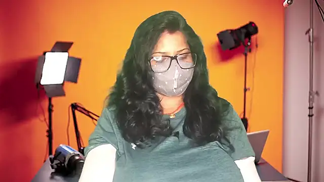 Snapshot of mamoni91 chatting on September 9, 2025, 2:55 am mamoni91 online show from September 9, 2025, 2:55 am