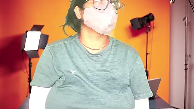 Snapshot of mamoni91 chatting on September 12, 2025, 3:17 am mamoni91 online show from September 12, 2025, 3:17 am