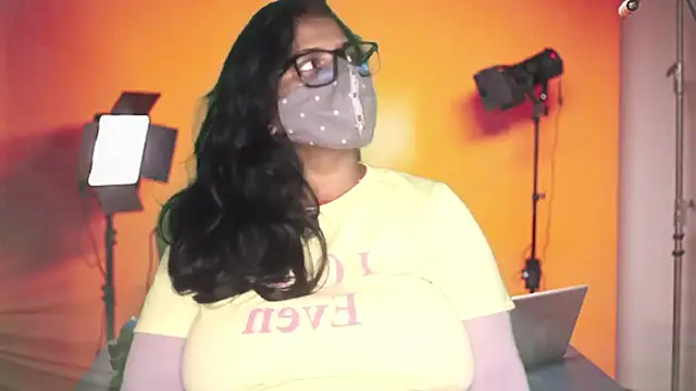 Snapshot of mamoni91 chatting on October 15, 2025, 2:55 am mamoni91 online show from October 15, 2025, 2:55 am