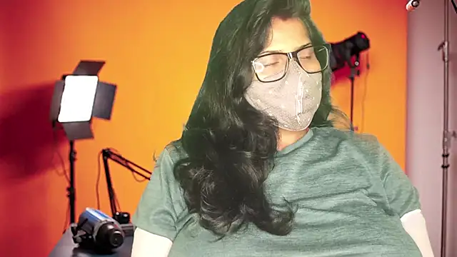 Snapshot of mamoni91 chatting on November 12, 2025, 3:07 am mamoni91 online show from November 12, 2025, 3:07 am