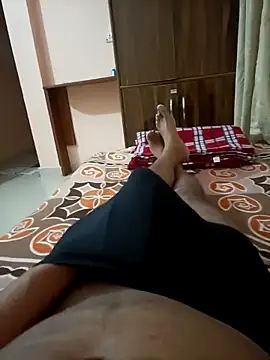 RRahullove69 online show from September 20, 2025, 3:13 pm