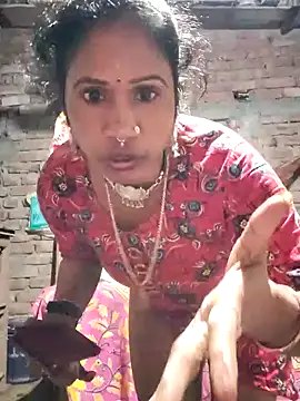 Hotty-dola online show from December 27, 2024, 4:10 pm