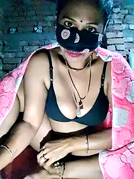 Hotty-dola online show from January 5, 2025, 3:53 am