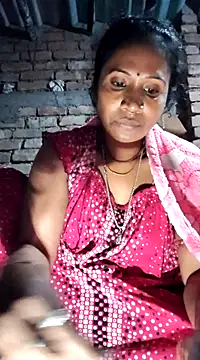 Hotty-dola online show from January 19, 2025, 5:18 pm
