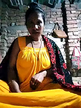 Hotty-dola online show from January 22, 2025, 4:44 am