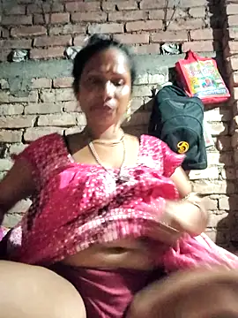 Hotty-dola online show from February 6, 2025, 4:36 pm