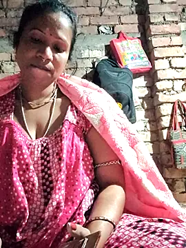 Hotty-dola online show from February 8, 2025, 2:38 pm