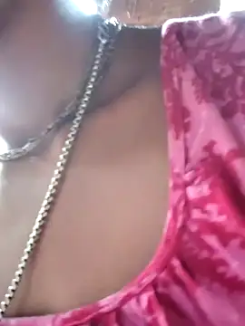Hotty-dola online show from February 13, 2025, 5:37 am