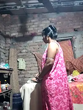 Hotty-dola online show from March 22, 2025, 1:08 pm