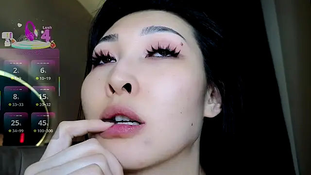 Snapshot of honey_yani chatting on May 9, 2026, 12:05 am honey yani online show from May 9, 2026, 12:05 am