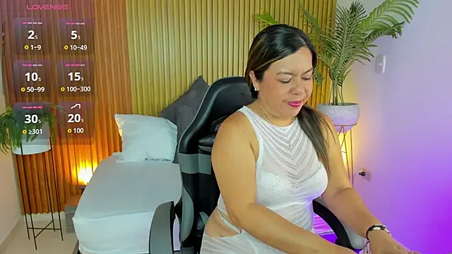 Snapshot of nahia_13 chatting on June 4, 2026, 12:55 pm nahia 13 online show from June 4, 2026, 12:55 pm