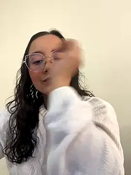 Snapshot of Kay_LustyWife chatting on December 4, 2024, 12:14 pm Kay LustyWife online show from December 4, 2024, 12:14 pm