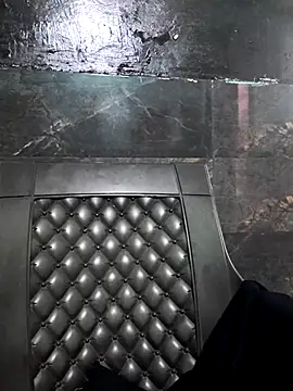 NEETU-89 online show from September 29, 2025, 4:06 am