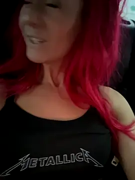 Snapshot of SweetSolez chatting on November 8, 2025, 3:56 pm SweetSolez online show from November 8, 2025, 3:56 pm