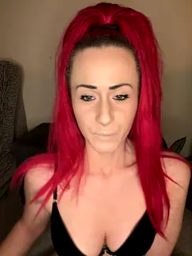 Snapshot of SweetSolez chatting on December 14, 2025, 10:25 pm SweetSolez online show from December 14, 2025, 10:25 pm