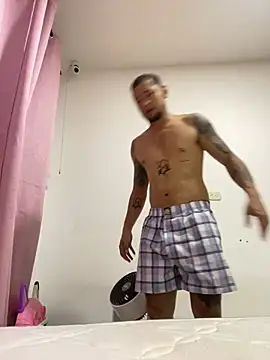 MrSoulMommy online show from December 10, 2024, 6:33 am