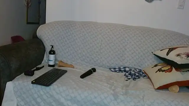 Snapshot of Vanessa_Aniston chatting on February 13, 2026, 7:26 am Vanessa Aniston online show from February 13, 2026, 7:26 am