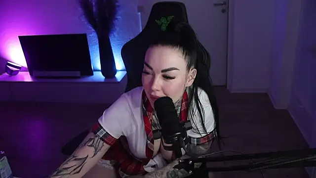 PalinaPr online show from February 19, 2025, 8:10 pm